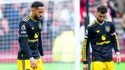  Cunha tiết lộ cảm xúc 'kinh khủng' trong phòng thay đồ MU