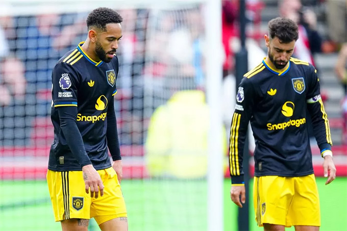 MU thua trận thứ 3 chỉ sau 6 vòng đấu Ngoại hạng Anh