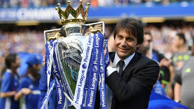 Antonio Conte vô địch Premier League 2016/17 bằng hệ thống 3-4-2-1 hoàn hảo tại Chelsea