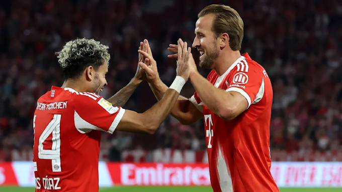 Luis Diaz và Harry Kane đang phối hợp ăn ý ở Bayern Munich