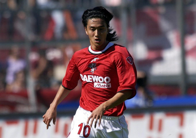 Ahn Jung-hwan thời còn trẻ