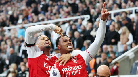  Arteta phấn khích trước màn ngược dòng kịch tính của Arsenal