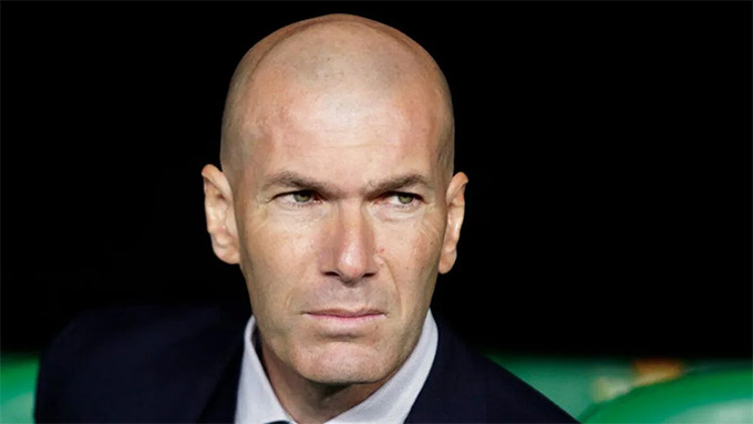 MU từng nhiều lần thất bại trong việc thuyết phục Zizou