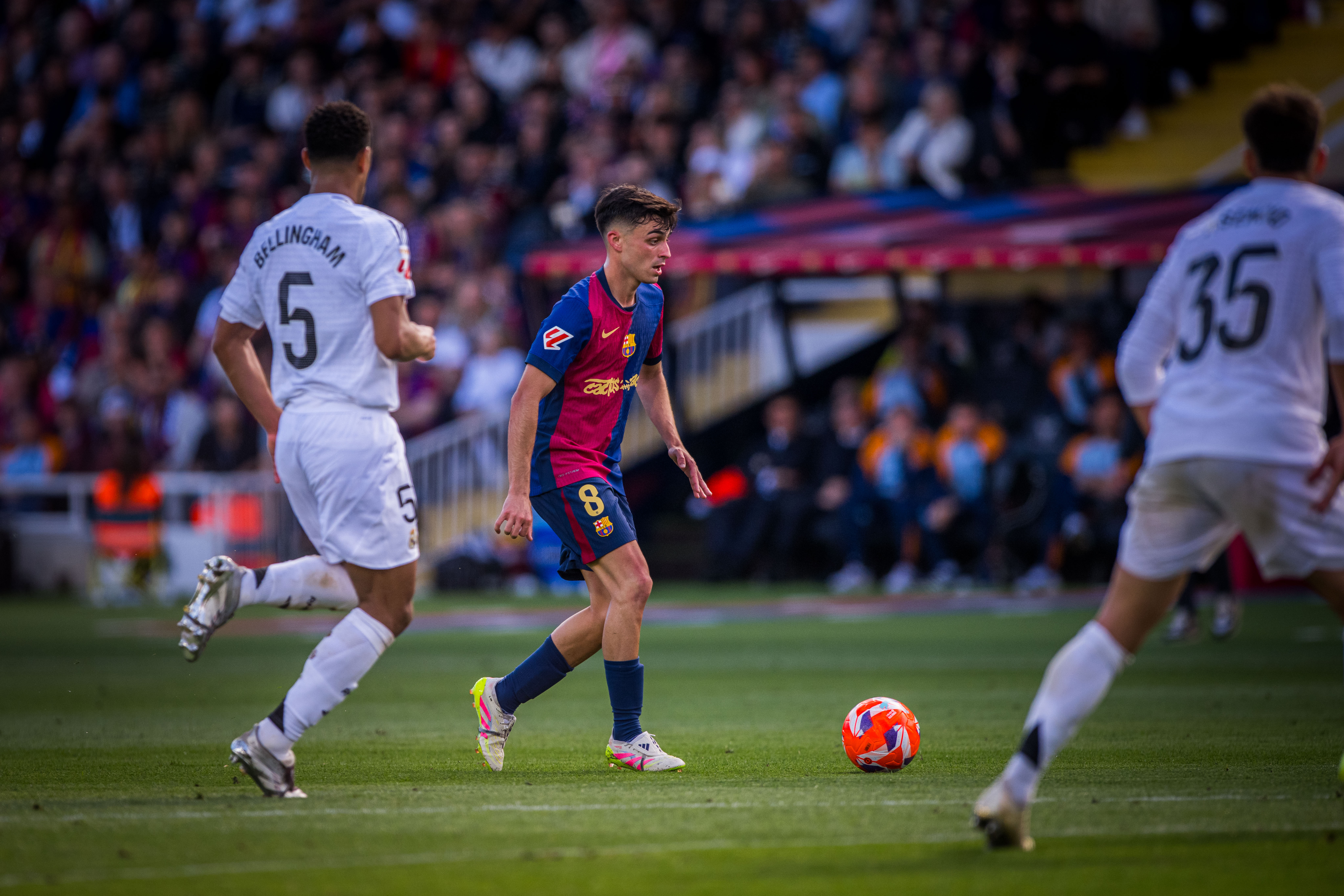 Trong 12 lần lội ngược dòng thành công, Barca đã 3 lần thực hiện trước Real Madrid