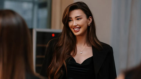  Nữ thần bóng chuyền Sabina Altynbekova nhan sắc thăng hạng, đốn tim triệu fan