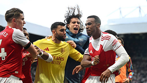  Máy tính dự đoán Arsenal vô địch, MU cận kề nhóm xuống hạng