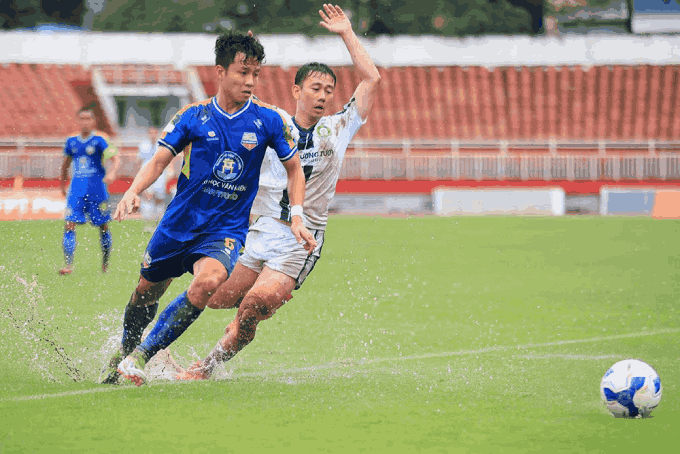 Đại học Văn Hiến vẫn chưa có trận thắng nào sau 3 lượt đấu. Ảnh: VPF