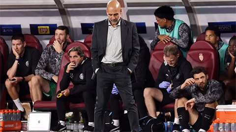  Pep Guardiola nổi điên với trọng tài vì quả penalty phút cuối