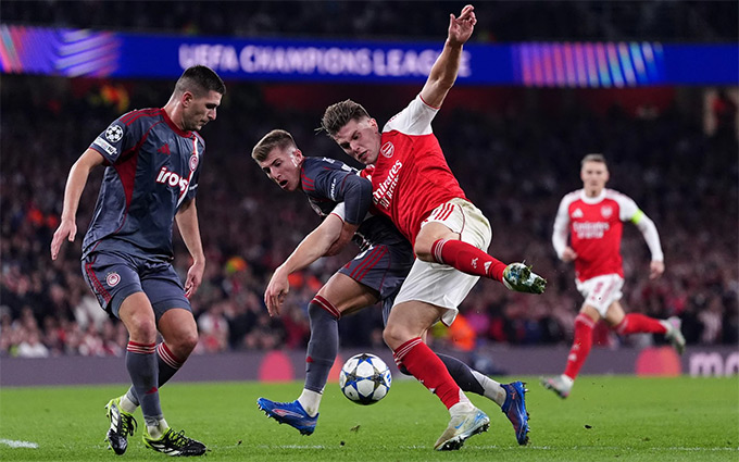 Gyokeres không ghi bàn nhưng vẫn nhận được lời ngợi khen của Arteta