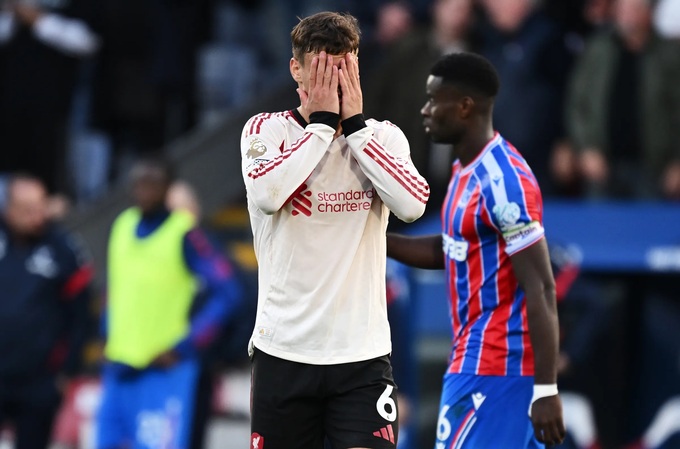 Trận thua 1-2 trước Crystal Palace mới chỉ là cảnh báo cho giai đoạn khó khăn sắp tới của Liverpool