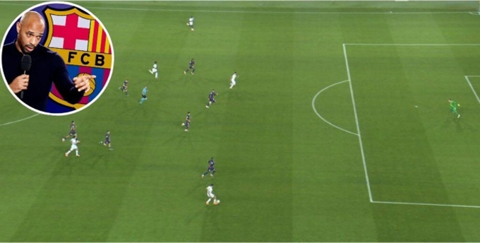 Henry cho rằng hàng thủ dâng cao đã nhiều lần làm hại Barca và minh chứng mới nhất là bàn thua trước PSG