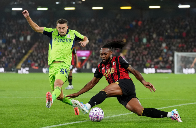 Antoine Semenyo của Bournemouth "bón hành" đối thủ ở vòng 7 Premier League