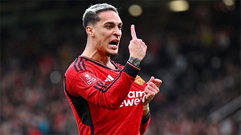  Antony bị coi thường đến khó tin tại MU