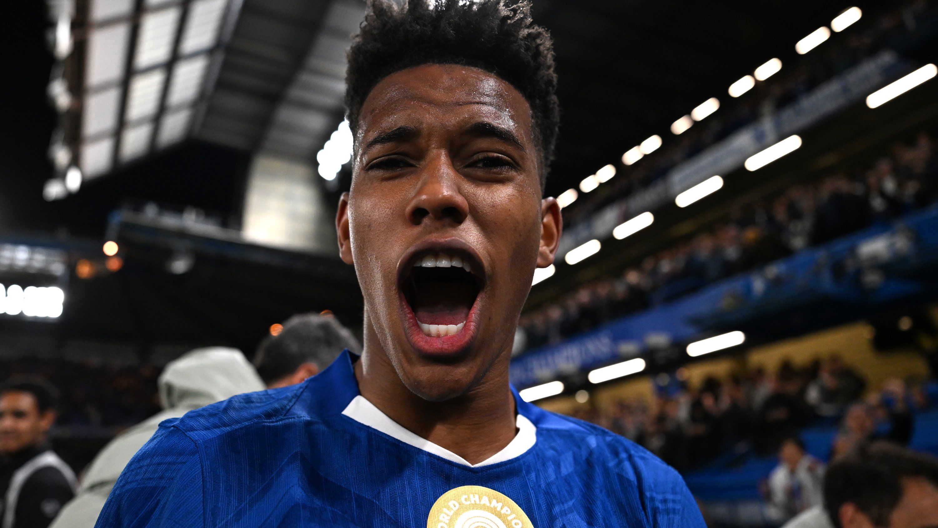 Estevao từng là cầu thủ U18 đầu tiên ghi được 20 bàn thắng và kiến tạo cho CLB cũ Palmeiras