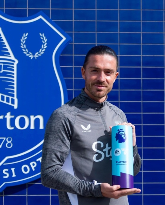 Grealish nhận giải "Cầu thủ xuất sắc nhất giải Ngoại hạng Anh tháng 8"