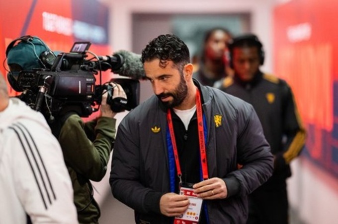 Trong cuộc trả lời phỏng vấn mới đây, HLV Ruben Amorim bất ngờ chê cầu thủ MU động lực