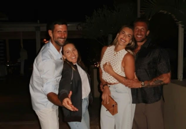 Aryna Sabalenka rất ngưỡng mộ Djokovic