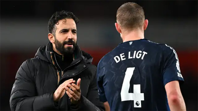 HLV Amorim vẫn được các học trò ủng hộ