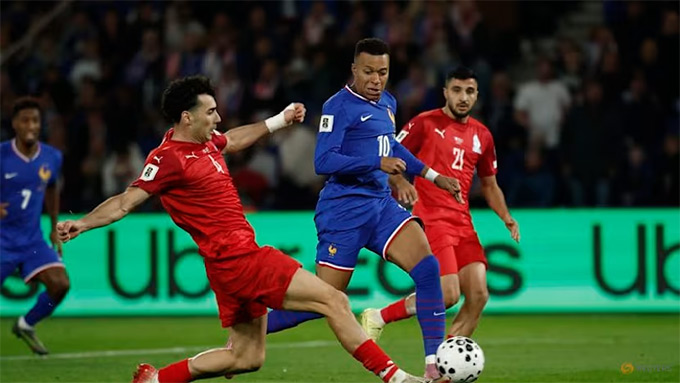 Mbappe thi đấu xuất sắc trong chiến thắng trước Azerbaijan
