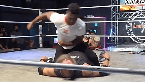  Con trai huyền thoại UFC Rampage Jackson đối mặt án tù 5 năm vì cả giận mất khôn