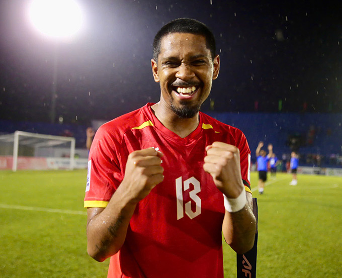 Cao Quang Vinh được đeo băng thủ quân ĐT Việt Nam ở cuối trận