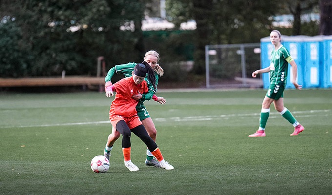 U17 nữ Việt Nam đá giao hữu với đội trẻ nữ của Werder Bremen.