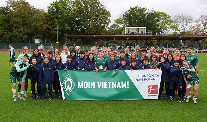 Đội tuyển U17 nữ Việt Nam trong chuyến tập huấn ở Đức.