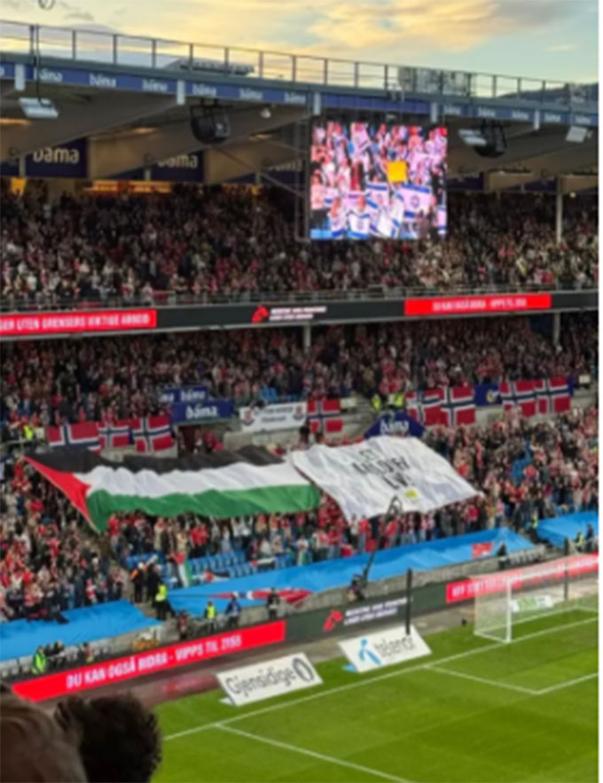 Các fan Na Uy mang theo cả thông điệp chính trị vào sân