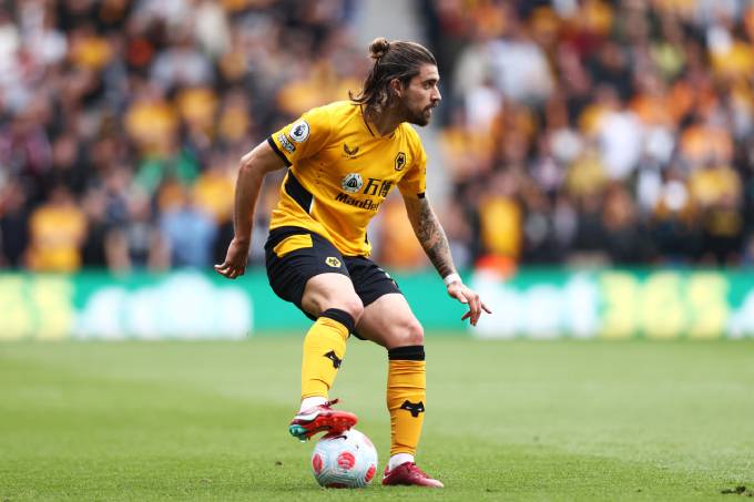 Ruben Neves trong màu áo Wolves