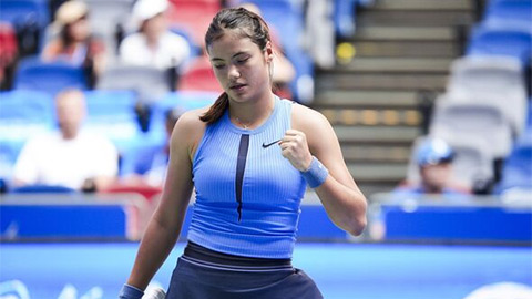  Emma Raducanu kiệt sức khi đánh giải tại Trung Quốc, tưởng chừng mất mạng