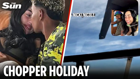  Lamine Yamal hôn đắm đuối bạn gái trên trực thăng, giận dỗi đòi rời Barca sang PSG