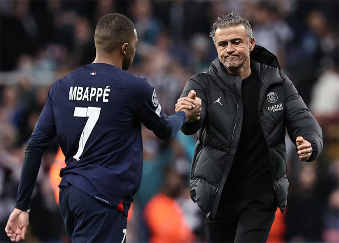 Mbappe có mối quan hệ rất tốt đẹp với HLV Enrique