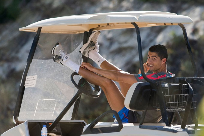 Cristiano Ronaldo có trải nghiệm thót tim