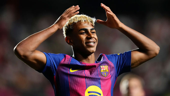 Mới 18 tuổi nhưng Yamal đã là ngôi sao số 1 của Barca