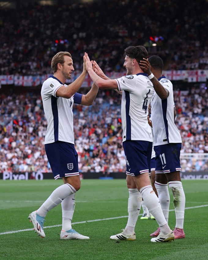 Không cần một cái tôi quá nổi bật, Kane vẫn là chỗ dựa lớn nhất cho ĐT Anh
