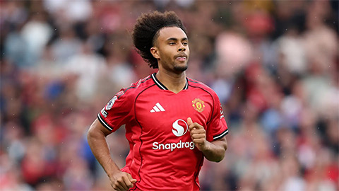  Zirkzee không hạnh phúc tại MU, muốn ra đi trong tháng 1