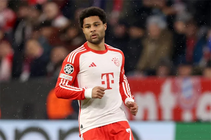 Gnabry sẵn sàng giảm lương để tiếp tục gắn bó với Bayern Munich