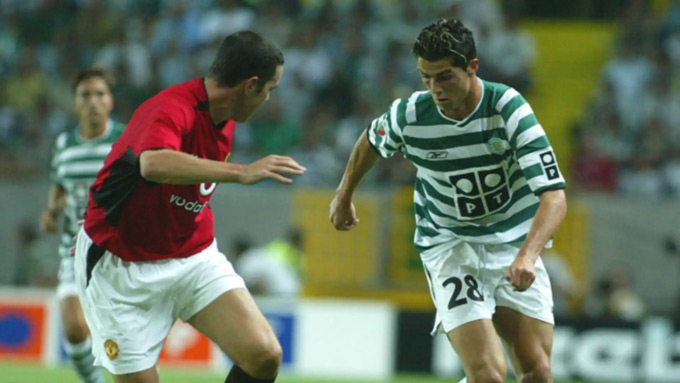 Ronaldo "hành" cho O'Shea ra bã trong trận giao hữu với MU năm 2003