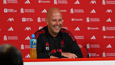  MU khởi đầu thiếu ổn định, Arne Slot vẫn khen hay