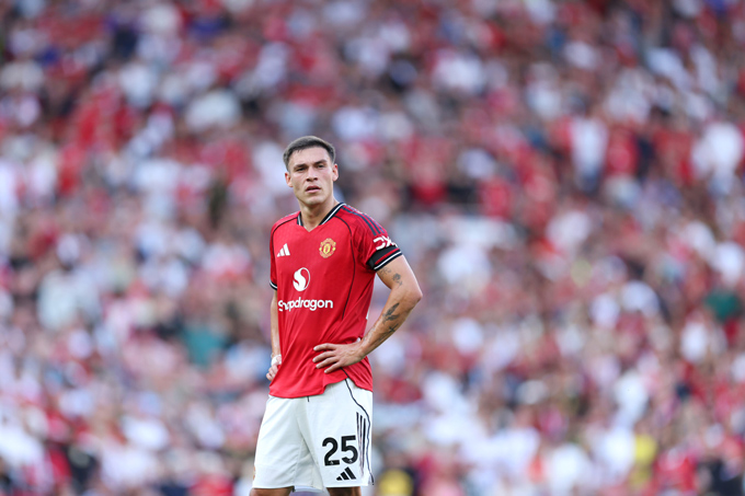 Ugarte nhiều khả năng sẽ có suất đá chính