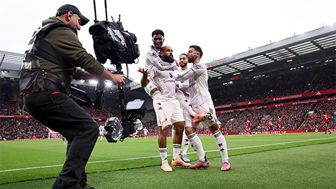  MU lập cột mốc chưa từng có trong lịch sử CLB sau chiến thắng Liverpool