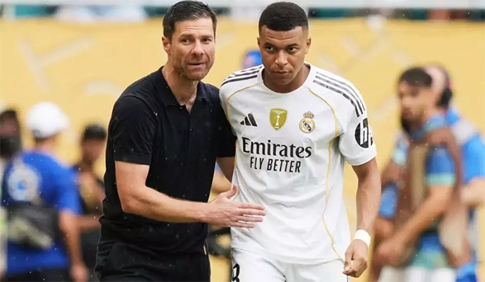 Xabi Alonso đang khai tác tốt các phẩm chất của Mbappe