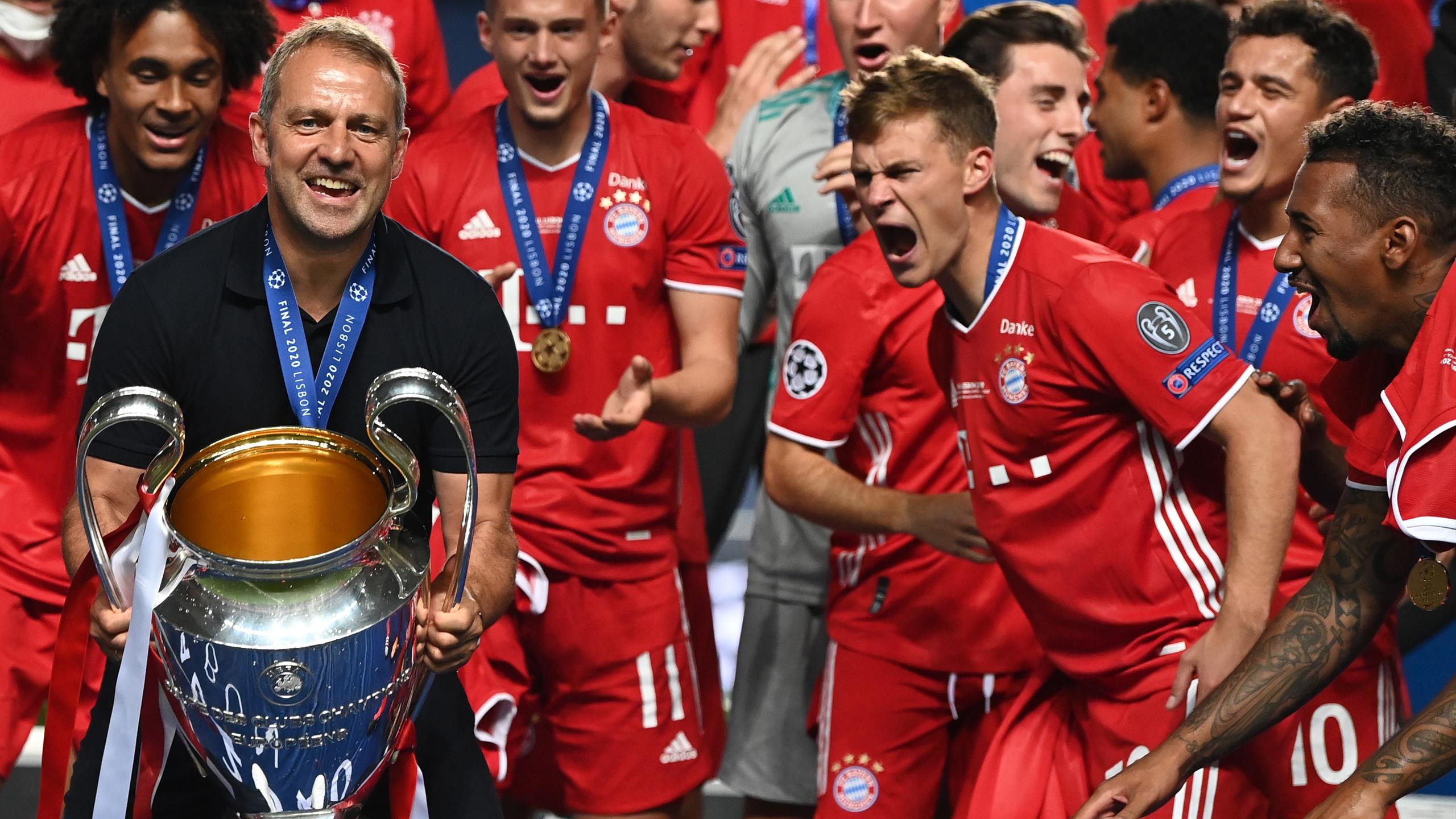 Olympiakos chính là phúc lành với Hansi Flick bởi đã góp phần giúp ông vô địch Champions League cùng Bayern