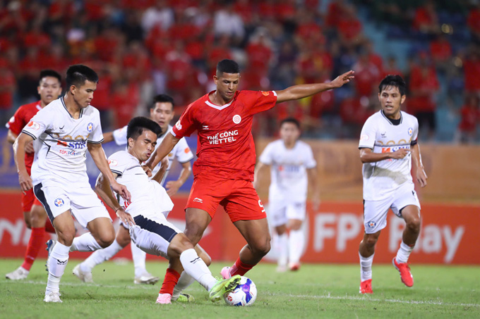 Lucao đã chơi rất hay kể từ ngày chuyển từ Hải Phòng đến Thể Công - Ảnh: Đức Cường