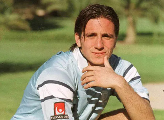 Flygare thời khoác áo Malmo