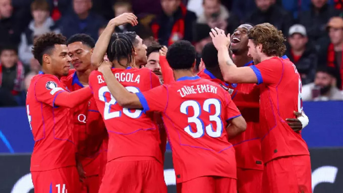 PSG phô diễn sức mạnh đáng sợ trước Leverkusen