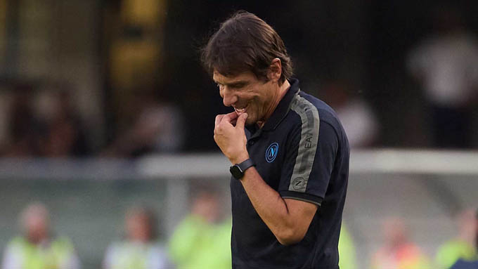 Conte muốn Napoli đứng dậy sau thất bại