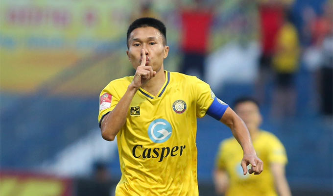 Doãn Ngọc Tân trong màu áo Thanh Hoá. Ảnh: Minh Tuấn