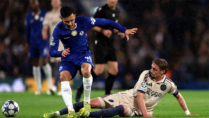 Chelsea có chiến thắng thứ hai tại Champions League mùa này