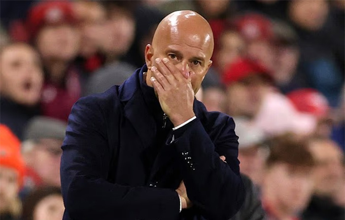 Arne Slot thừa nhận trận thua Brentford là trận đấu tệ hại nhất sự nghiệp của ông tại Liverpool